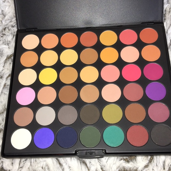 •BH Cosmetics Matte Palette• - Picture 4 of 4